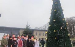 Więcej o: Jarmark Bożonarodzeniowy w Morawicy z udziałem naszych uczniów
